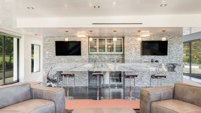 40,000 Square Feet of Intuitive, Unobtrusive Control